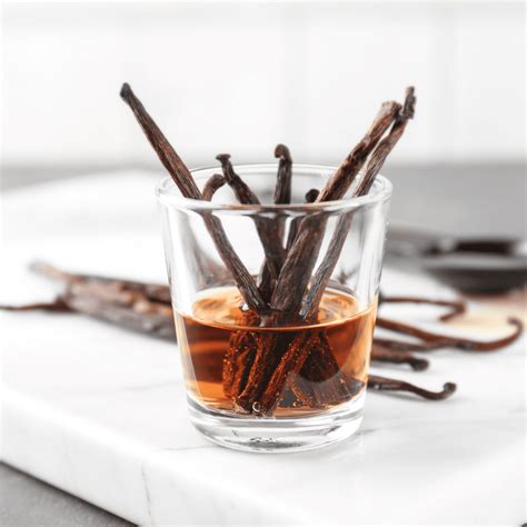 Everything you need to know about vanilla extract for babies - My Little Eater
