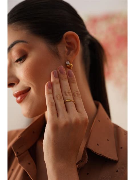 Lumi Ring – The Mehran Collection