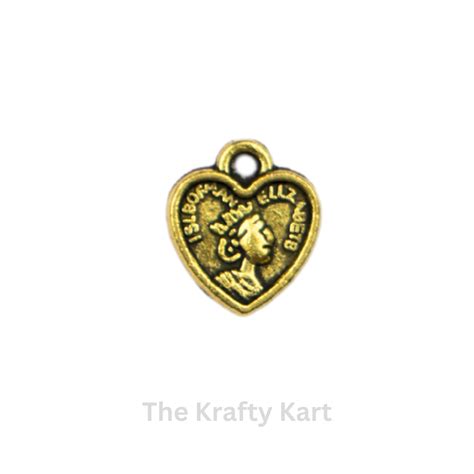 Golden Charm - Queen (177) | The Krafty Kart Resin Store