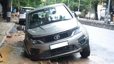 Bengaluru city roads 'caused mental trauma': Man sends Rs 50 lakh ...