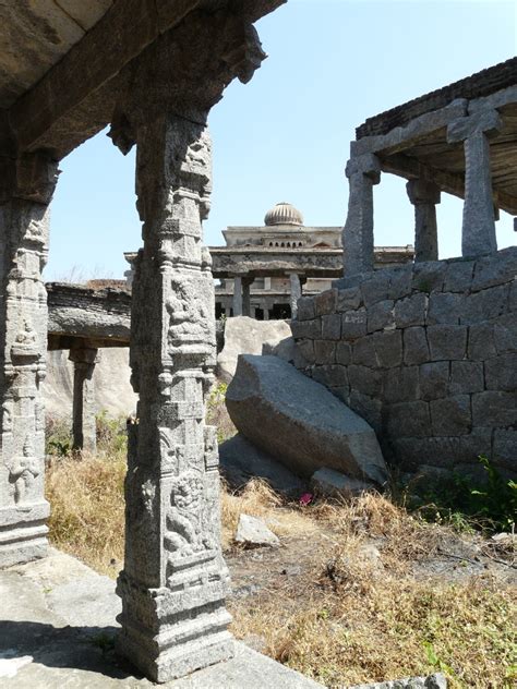 Gingee Fort: Krishnagiri Hill | Sarson ke Khet