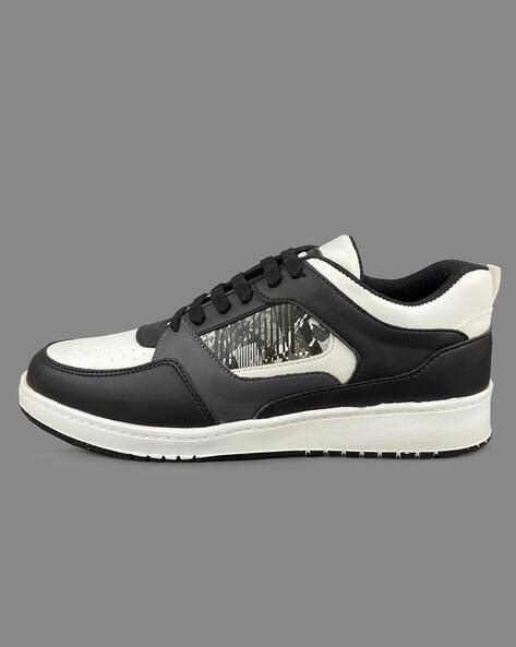 Red Tape Men Black Leather Chelsea Boots - Price History