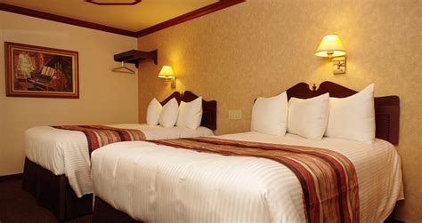 RODEWAY INN GASPÉ (Gaspe, Quebec) - Hotel Reviews, Photos, Rate ...