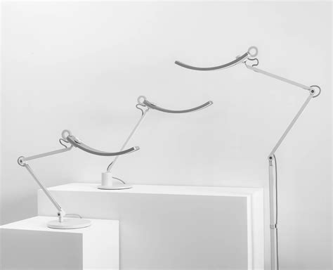 Brighten up your bedroom with these stylish floor lamp ideas | BenQ US