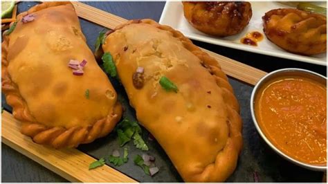 Sha Phaley – The Nepali Snack That Deserves Your Attention