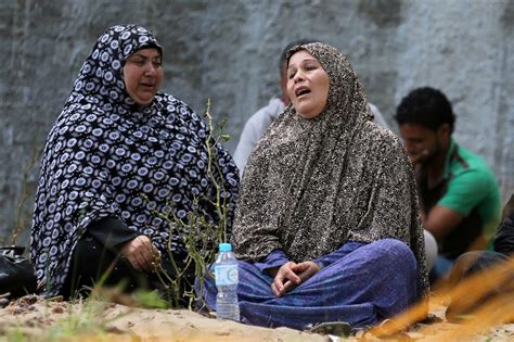 Teeming migrant boat sinks off Egypt - Photos,Images,Gallery - 49166