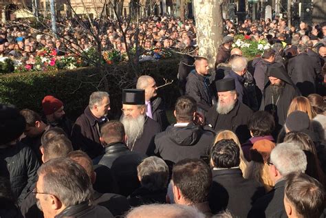 VLADIKA TEODOSIJE: Svetinje na Kosovu pripadaju srpskom narodu ...