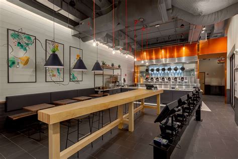 This Boston restaurant has robots turning into chefs! | TimesTravel