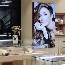 BlueStone Jewellery Inorbit Mall, Mumbai - Jewelry store - Mumbai ...