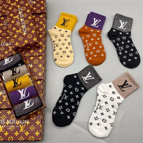 LOUIS VUITTON || LV Monogram Craggy Socks (Pack Of Five) – FASHION MYST