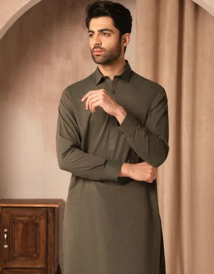 GREEN COTTON CASUAL KAMEEZ SHALWAR | JUNAID JAMSHED MENSWEAR – Chaand Tara