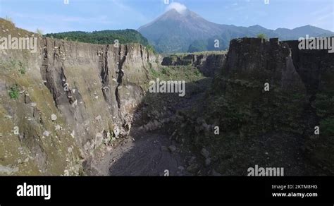 Image result for Live Streaming Gunung Merapi