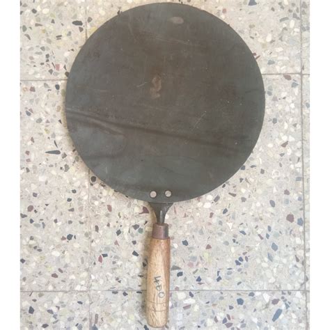 Traditional Concave Shaped Iron Tawa for Roti / Chapathi / Paratha / F ...