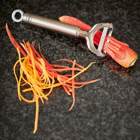 Julienne Peeler