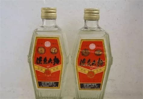 天池长白林海酒光瓶-吉林省榆树市天池酒业有限公司-好酒代理网