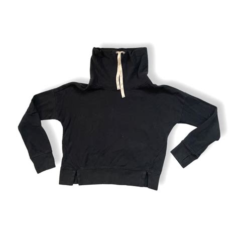 UGG Women's Black Sweatshirt | Depop