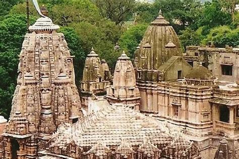 A Guide to the Most Famous Temples in Udaipur