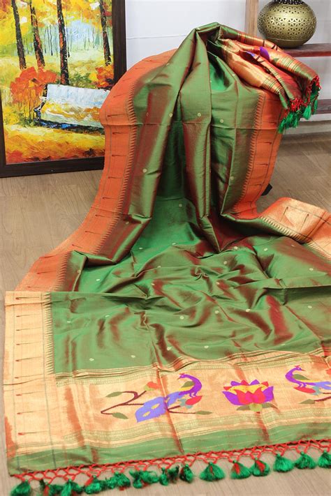 Handloom Green Silk Dupatta with Peacock Design - Muniya Border
