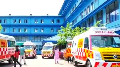 Pregnant woman denied treatment even after testing COVID negative ...