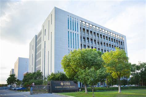 6270机架 中国电信吉山数据中心四期封顶 - 讯石光通讯网-做光通讯行业的充电站!