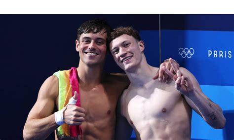 Tom Daley Stuns Fans After Revealing He Knitted Olympic Partner Noah Williams A Very Int!m@te ...