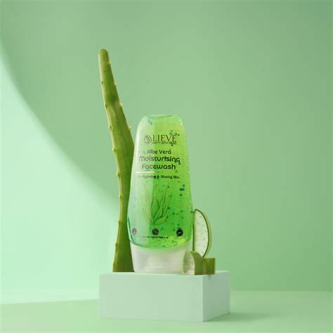 Green Tea Glory: Best Face Wash for Acne-Prone Skin | Lieve Care