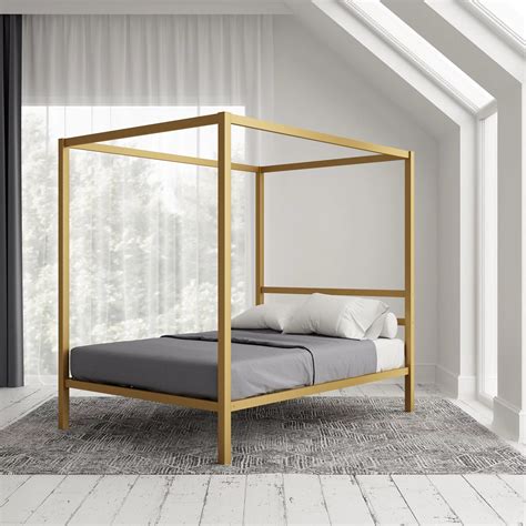 Gold Canopy Bed - Good Colors For Rooms