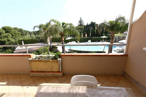 Rooms - Arcobaleno Resort Capo Vaticano Tropea Calabria