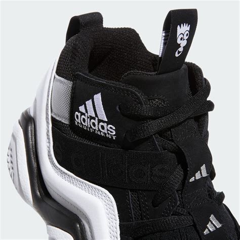 adidas Top Ten 2000 "Core Black/Cloud White" GY2400 | SneakerNews.com
