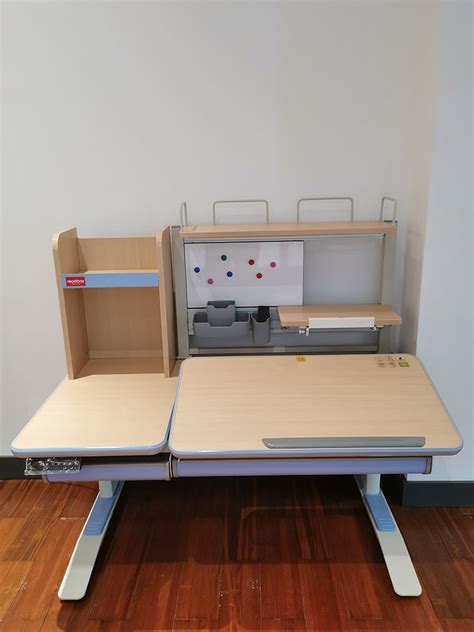 It Student Study Table 的图像结果