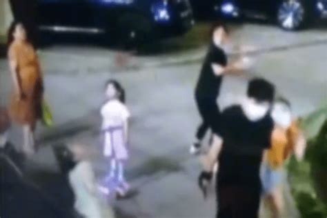 北京这个小区高空坠物隐患突出，8岁女童被天降木板砸伤露头骨！_童童_居民_父母