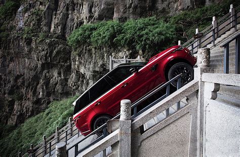 Range Rover Sport PHEV Climbs 999 Steps to Heaven’s Gate - autoevolution