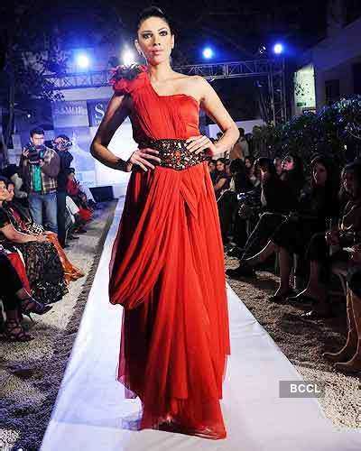 A model showcases designer Pragya and Megha Samor's creation at ...