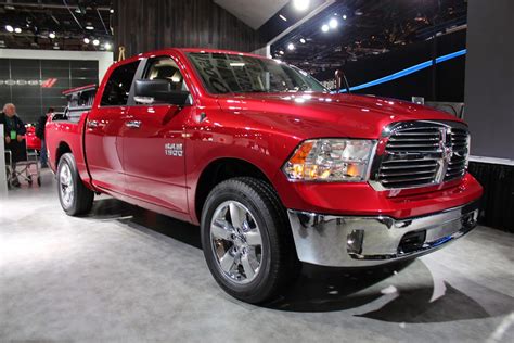 LOS AUTOS DEL 2014: DODGE RAM 2014