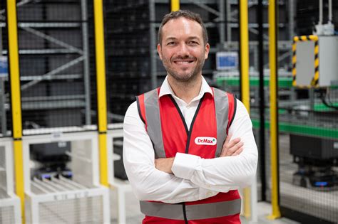 Rezultat imagine pentru Geekplus Roboshuttle