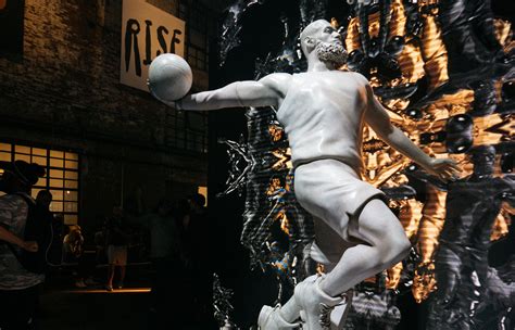 Lebron James Statue for 2K Sports - 60 Grit Studios