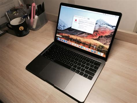 Apple/苹果 13英寸 MacBook Pro笔记本电脑国行 17款 13寸/15寸_邂逅水清清