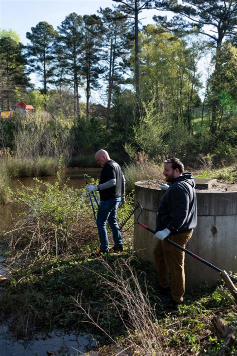 Community Service Week with our Atlanta Distribution Center - Woodgrain