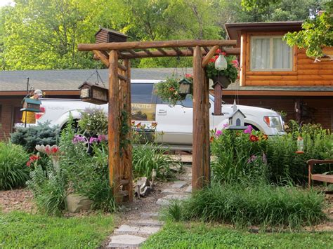 DAVID MOTEL LODGE (Ellsworth) - Hotel Reviews & Photos - Tripadvisor