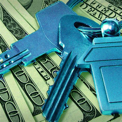 Furniture chain liquidates 328 stores in Chapter 11 bankruptcy - TheStreet