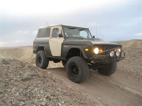 TDS Humvee 的图像结果