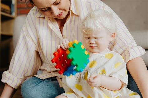 Kids Learning Sign Language 的图像结果
