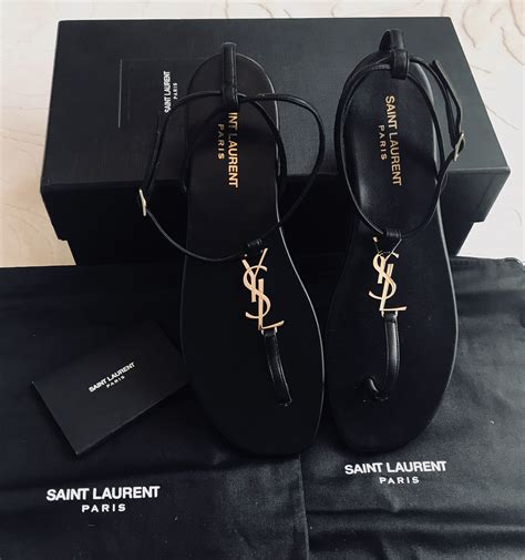 Yves Saint Laurent Sandals | Burberry schuhe, Schuhe, Sneakers schuhe