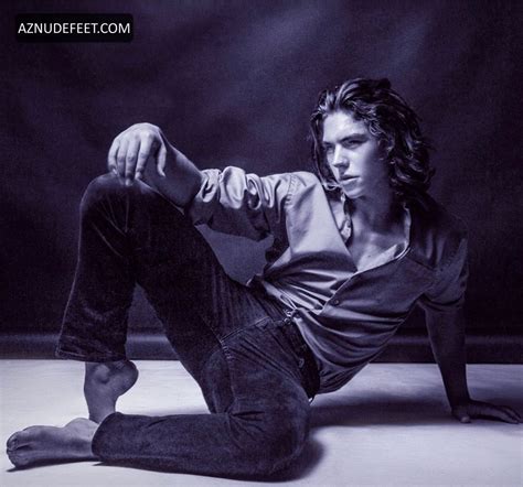 EVAN ADAMS Feet - AZNudeFeet Men