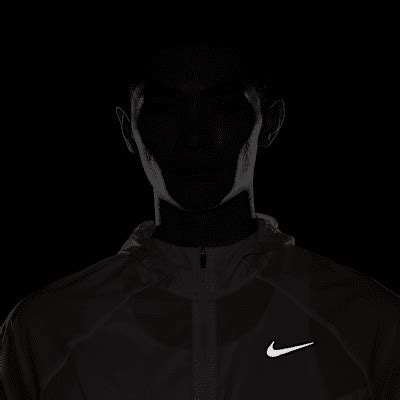Nike Stride Men's Repel UV Running Jacket. Nike IN