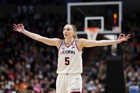 Paige Bueckers stats in Final Four vs UCLA: UConn star's points today