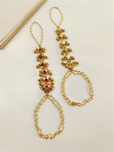 Sindura Majenta Kundan Hathphool Set Of 2 – AG'S