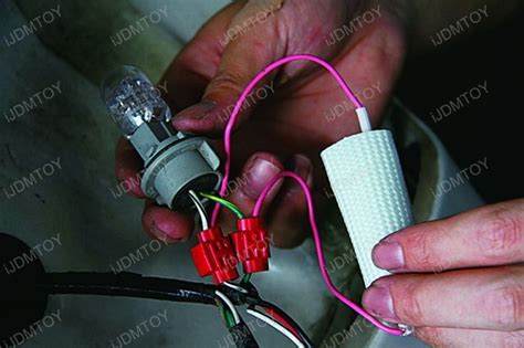 LED Turn Signal Flasher Problems 的图像结果