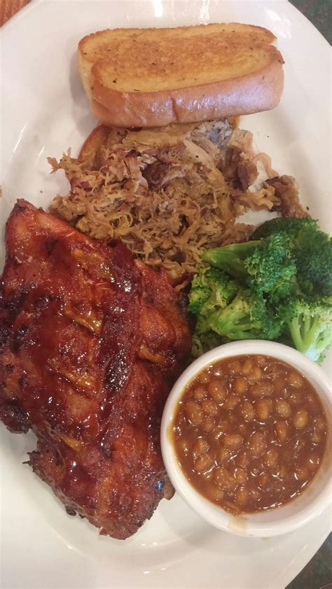 SMOKEY BONES GROVE CITY - Menu, Prices & Restaurant Reviews - Order ...