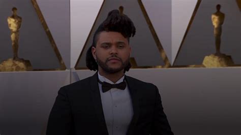 The Weeknd’s ‘Blinding Lights’ breaks - One News Page VIDEO